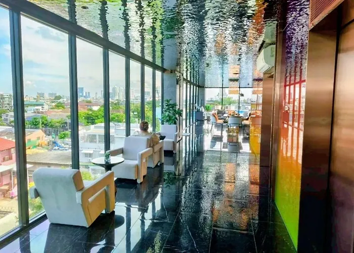 At Esque Sukhumvit101-1 Bts Bangjak-punnavithee Apartment *