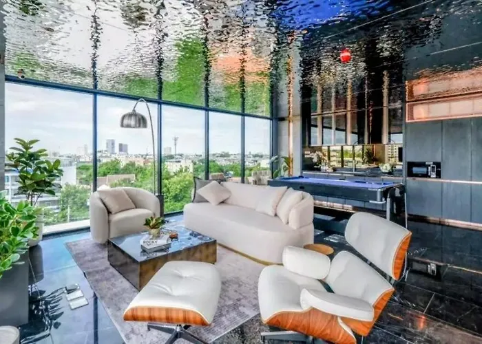 At Esque Sukhumvit101-1 Bts Bangjak-punnavithee Apartment *