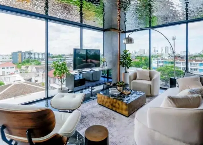 At Esque Sukhumvit101-1 Bts Bangjak-punnavithee Apartment *