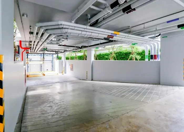 Apartment At Esque Sukhumvit101-1 Bts Bangjak-punnavithee Bangkok